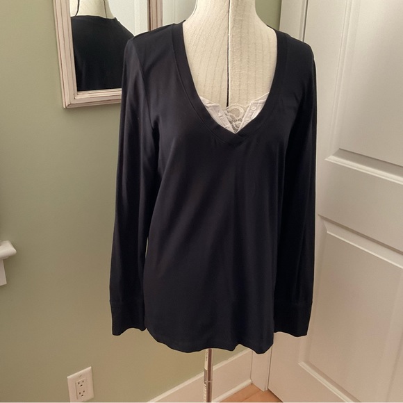 DENVER HAYS, BLACK SWEATER, SIZE: L - Picture 2 of 11